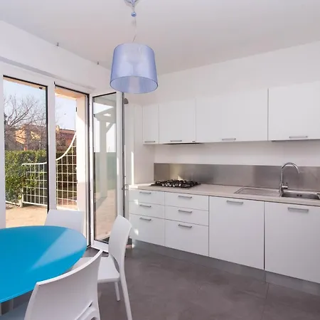 Apartment S018 - Sirolo, Nuovissimo Trilocale In Pietra Con Giardino Dx