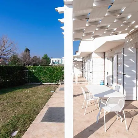 Apartment S018 - Sirolo, Nuovissimo Trilocale In Pietra Con Giardino Dx *