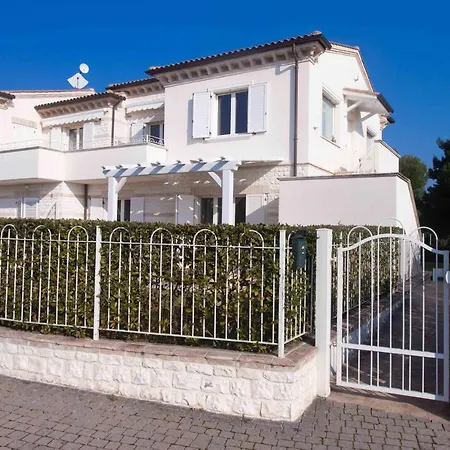 S018 - Sirolo, Nuovissimo Trilocale In Pietra Con Giardino Dx Sirolo