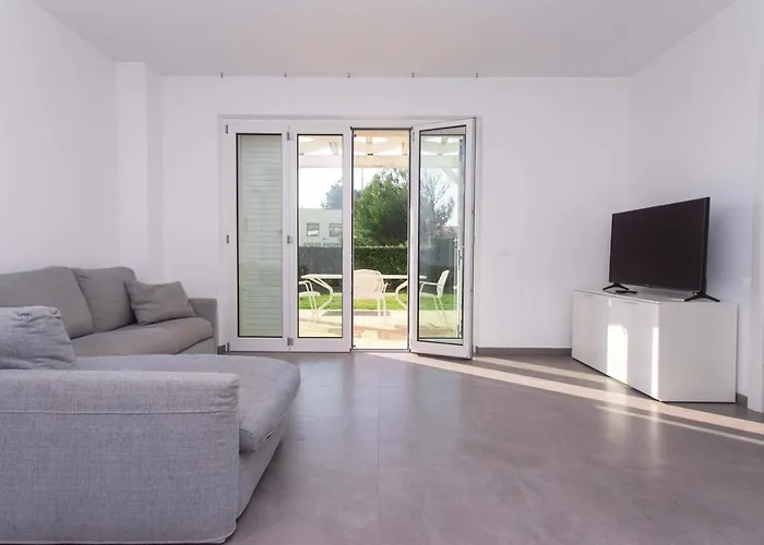 S018 - Sirolo, Nuovissimo Trilocale In Pietra Con Giardino Dx Διαμέρισμα Sirolo